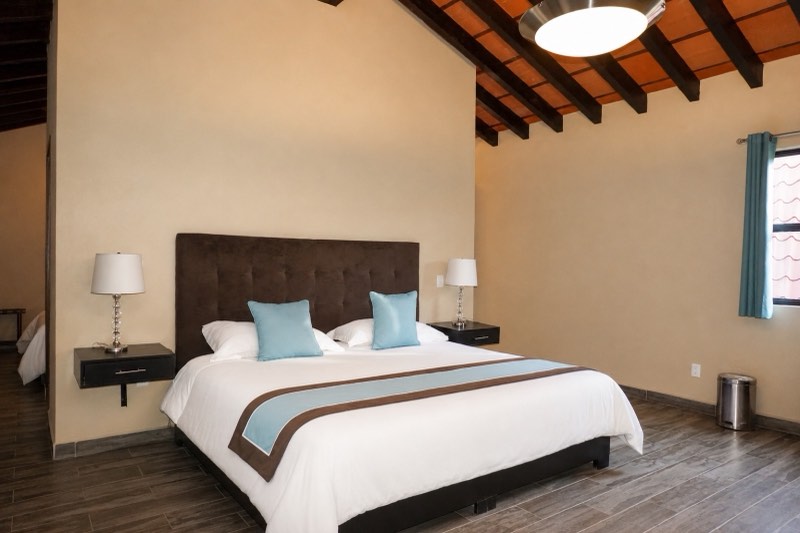 Suite Amapola — recámara principal