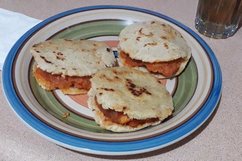 Gorditas de maíz, gastronomía típica de Bernal